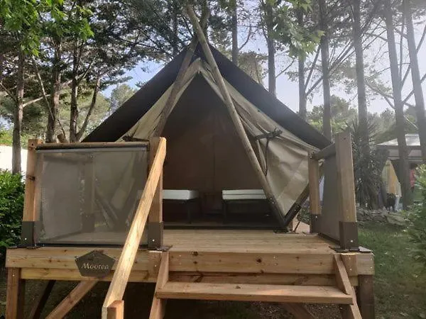 Borepo Кемпинг Villeveyrac