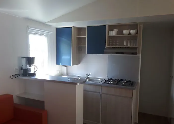 Borepo Кемпинг Villeveyrac